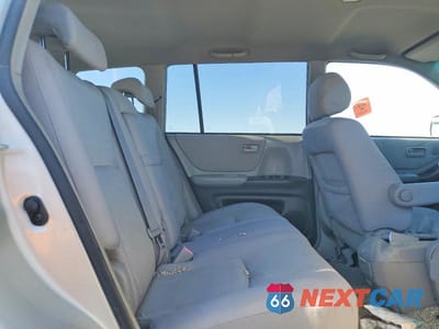 Zdjęcie 10 z 12 samochodu: 2005 TOYOTA HIGHLANDER LIMITED VIN:JTEGP21A250051404 - miniatura