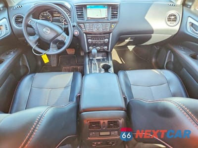 Zdjęcie 8 z 13 samochodu: 2020 NISSAN PATHFINDER SL VIN:5N1DR2CM9LC592319 - miniatura