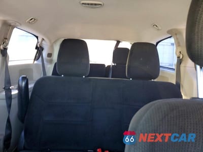 Zdjęcie 10 z 13 samochodu: 2016 DODGE GRAND CARAVAN SE VIN:2C4RDGBG9GR259634 - miniatura
