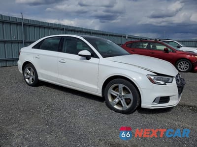 Czwarte zdjęcie samochodu z boku: 2017 AUDI A3 PREMIUM VIN:WAUAUGFF4H1057138 - miniatura