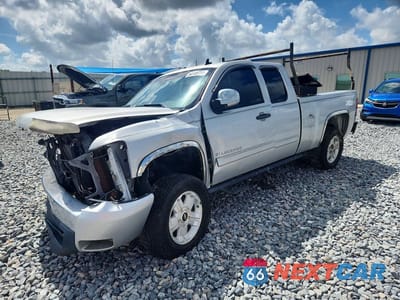 2011 CHEVROLET SILVERADO K1500 LT 1GCRKSE36BZ408078 - główne zdjęcie licytacji z USA - miniatura