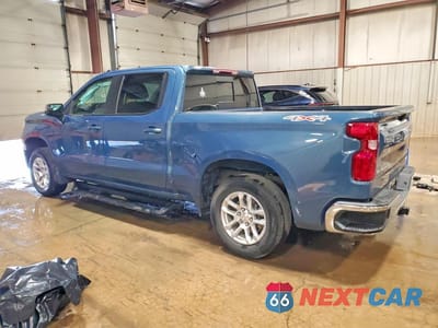 Drugie zdjęcie samochodu z przodu: 2024 CHEVROLET SILVERADO K1500 LT VIN:3GCPDDEK0RG226195 - miniatura