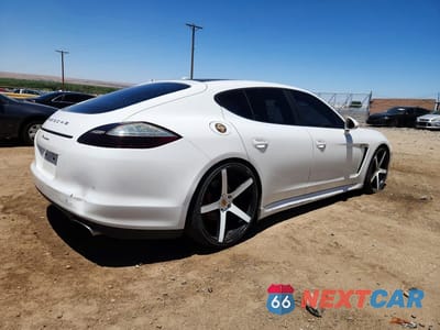 Trzecie zdjęcie samochodu z tyłu: 2012 PORSCHE PANAMERA 2 VIN:WP0AA2A70CL014556 - miniatura