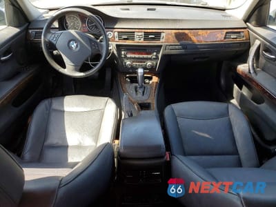 Zdjęcie 8 z 12 samochodu: 2008 BMW 328 I VIN:WBAVA33528KX87235 - miniatura