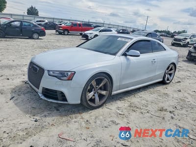 2013 AUDI RS5 WUAC6AFR0DA901685 - główne zdjęcie licytacji z USA - miniatura