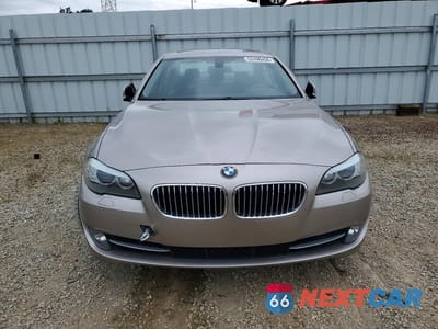 Piąte zdjęcie samochodu w środku: 2013 BMW 528 I VIN:WBAXG5C51DDY37026 - miniatura