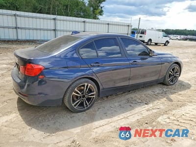 Trzecie zdjęcie samochodu z tyłu: 2013 BMW 328 I VIN:WBA3A5G5XDNP22218 - miniatura