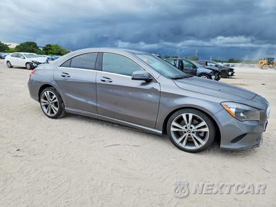 Czwarte zdjęcie samochodu z boku: 2018 MERCEDES-BENZ CLA 250 4MATIC VIN:WDDSJ4GB5JN650084 - miniatura