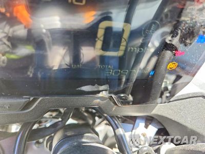 Zdjęcie 7 z 9 samochodu: 2021 HONDA CB500 VIN:MLHPC6352M5200402 - miniatura
