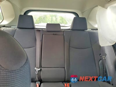 Zdjęcie 10 z 13 samochodu: 2024 TOYOTA RAV4 LE VIN:JTMLWRFV0RD238827 - miniatura