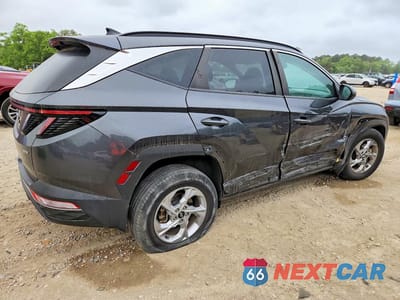 Trzecie zdjęcie samochodu z tyłu: 2023 HYUNDAI TUCSON SEL VIN:5NMJBCAEXPH260328 - miniatura