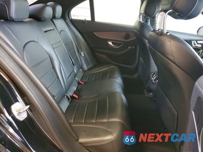 Zdjęcie 10 z 12 samochodu: 2017 MERCEDES-BENZ C 300 4MATIC VIN:55SWF4KB3HU202745 - miniatura