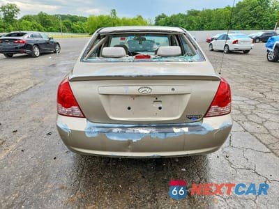 Zdjęcie 6 z 12 samochodu: 2005 HYUNDAI ELANTRA GLS VIN:KMHDN46D65U009074 - miniatura