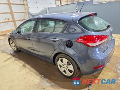 Drugie zdjęcie samochodu z przodu: 2016 KIA FORTE LX VIN:KNAFK5A84G5622357 - miniatura