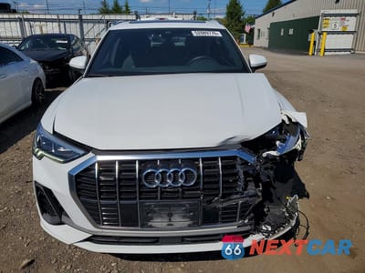 Piąte zdjęcie samochodu w środku: 2022 AUDI Q3 PREMIUM PLUS S LINE 45 VIN:WA1EECF34N1044086 - miniatura
