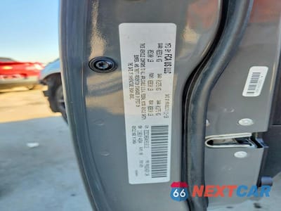 Zdjęcie 13 z 13 samochodu: 2019 CHRYSLER 300 S VIN:2C3CCABG4KH516112 - miniatura