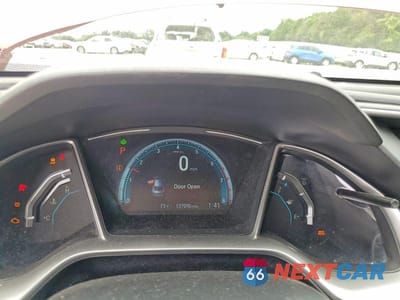 Zdjęcie 9 z 12 samochodu: 2017 HONDA CIVIC EX VIN:2HGFC1F33HH653584 - miniatura