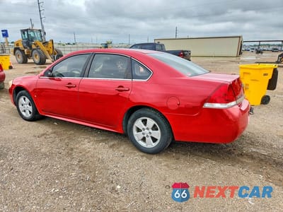 Drugie zdjęcie samochodu z przodu: 2010 CHEVROLET IMPALA LT VIN:2G1WB5EKXA1111312 - miniatura
