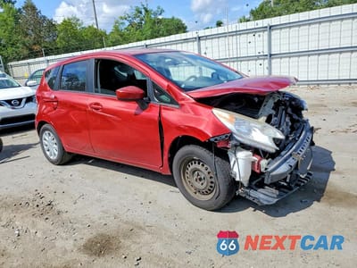Czwarte zdjęcie samochodu z boku: 2015 NISSAN VERSA NOTE SV VIN:3N1CE2CP0FL383620 - miniatura