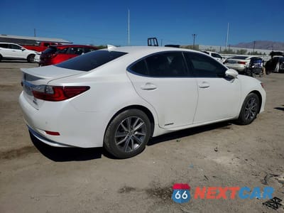 Trzecie zdjęcie samochodu z tyłu: 2018 LEXUS ES 300H VIN:JTHBW1GG2J2186578 - miniatura