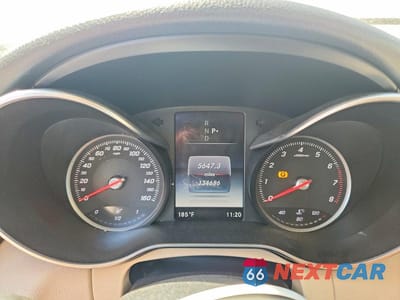 Zdjęcie 9 z 12 samochodu: 2016 MERCEDES-BENZ C 300 VIN:55SWF4JB8GU144261 - miniatura