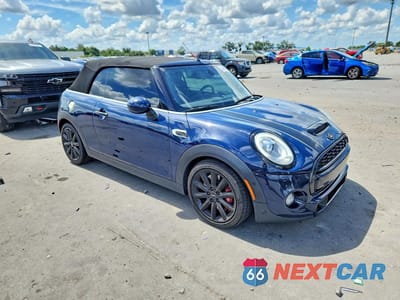 Czwarte zdjęcie samochodu z boku: 2018 MINI COOPER S VIN:WMWWG9C5XJ3C82827 - miniatura