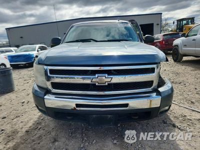 Piąte zdjęcie samochodu w środku: 2011 CHEVROLET SILVERADO K1500 LT VIN:3GCPKSE32BG309944 - miniatura