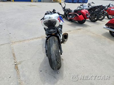 Czwarte zdjęcie samochodu z boku: 2022 HONDA CBR1000 SP VIN:JH2SC8210NK100042 - miniatura