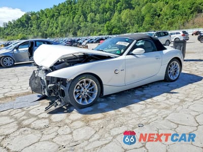 2003 BMW Z4 2.5 4USBT33473LS47884 - główne zdjęcie licytacji z USA - miniatura