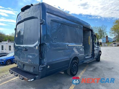 Trzecie zdjęcie samochodu z tyłu: 2021 FORD TRANSIT T-250 VIN:1FTBR3X87MKA56975 - miniatura