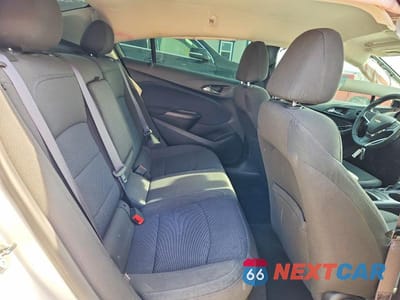 Zdjęcie 10 z 12 samochodu: 2016 CHEVROLET CRUZE LT VIN:1G1BE5SM7G7286429 - miniatura