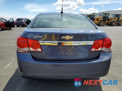 Zdjęcie 6 z 12 samochodu: 2014 CHEVROLET CRUZE LS VIN:1G1PB5SG3E7341495 - miniatura