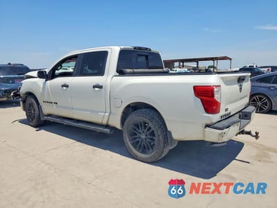 Drugie zdjęcie samochodu z przodu: 2019 NISSAN TITAN SV VIN:1N6AA1E68KN529168 - miniatura