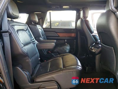 Zdjęcie 11 z 14 samochodu: 2018 LINCOLN NAVIGATOR L SELECT VIN:5LMJJ3JT8JEL08798 - miniatura