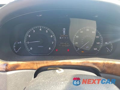 Zdjęcie 9 z 13 samochodu: 2011 HYUNDAI EQUUS SIGNATURE VIN:KMHGH4JF1BU029564 - miniatura