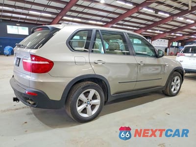 Trzecie zdjęcie samochodu z tyłu: 2010 BMW X5 XDRIVE35D VIN:5UXFF0C53ALJ99754 - miniatura