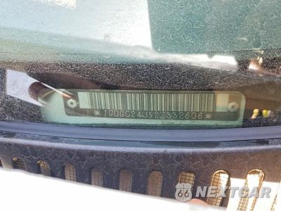 Zdjęcie 14 z 14 samochodu: 2002 GMC NEW SIERRA C2500 VIN:1GDGC24U52Z332606 - miniatura