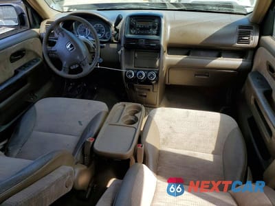 Zdjęcie 8 z 14 samochodu: 2002 HONDA CR-V LX VIN:JHLRD68492C007961 - miniatura