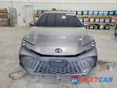 Piąte zdjęcie samochodu w środku: 2025 TOYOTA CAMRY XSE VIN:4T1DBADK2SU524173 - miniatura