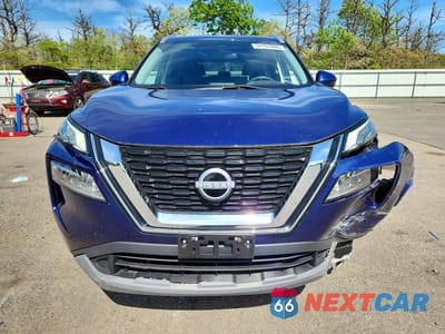 Piąte zdjęcie samochodu w środku: 2022 NISSAN ROGUE SV VIN:5N1BT3BA0NC727177 - miniatura
