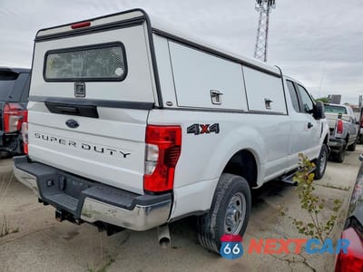 Trzecie zdjęcie samochodu z tyłu: 2021 FORD F250 SUPER DUTY VIN:1FT7X2B68MEC22513 - miniatura