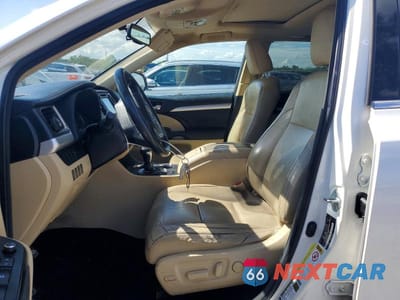Zdjęcie 7 z 13 samochodu: 2015 TOYOTA HIGHLANDER XLE VIN:5TDKKRFH7FS055197 - miniatura