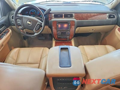 Zdjęcie 8 z 13 samochodu: 2008 CHEVROLET SUBURBAN K1500 LS VIN:1GNFK16308J209909 - miniatura