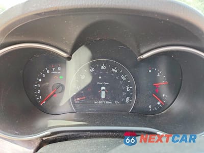Zdjęcie 9 z 13 samochodu: 2014 KIA SORENTO LX VIN:5XYKTDA65EG504071 - miniatura