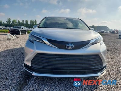 Piąte zdjęcie samochodu w środku: 2022 TOYOTA SIENNA LE VIN:5TDKRKEC5NS116828 - miniatura