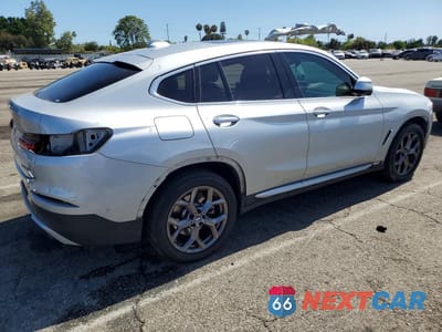 Trzecie zdjęcie samochodu z tyłu: 2021 BMW X4 XDRIVE30I VIN:5UX2V1C08M9H49000 - miniatura