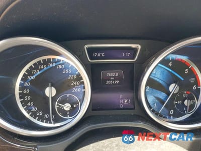 Zdjęcie 9 z 13 samochodu: 2014 MERCEDES-BENZ GL 350 BLUETEC VIN:4JGDF2EEXEA425500 - miniatura