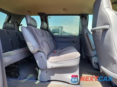 Zdjęcie 11 z 13 samochodu: 2000 DODGE CARAVAN VIN:2B4GP2530YR737559 - miniatura