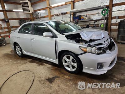 Czwarte zdjęcie samochodu z boku: 2012 TOYOTA COROLLA S VIN:2T1BU4EE3CC858601 - miniatura