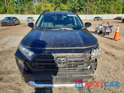 Piąte zdjęcie samochodu w środku: 2021 TOYOTA RAV4 ADVENTURE VIN:2T3J1RFV7MW222111 - miniatura